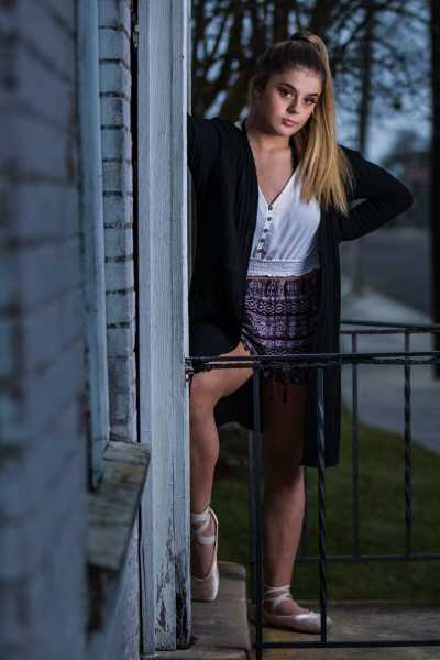 sydni_birthday_portraits-16-of-25